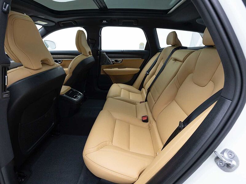 Volvo Ultra, B5 AWD 마일드 하이브리드, 가솔린, 브라이트