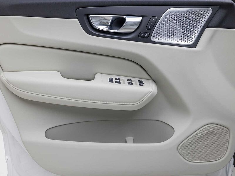 Volvo  Ultra, B5 AWD 마일드 하이브리드, 가솔린, 다크
