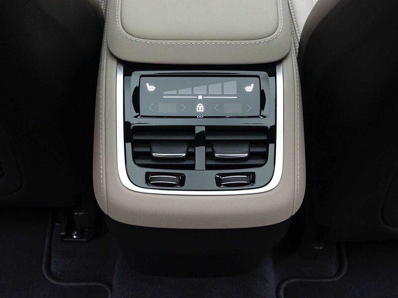 Volvo  Ultra, B6 AWD 마일드 하이브리드, 가솔린, 다크, 7 좌석