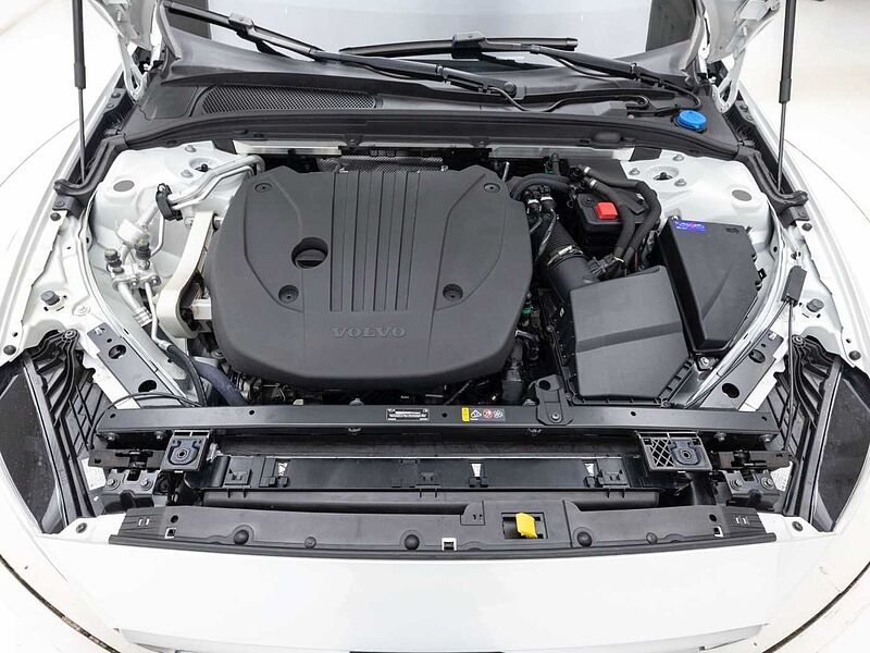 Volvo Ultra, B5 AWD 마일드 하이브리드, 가솔린, 브라이트