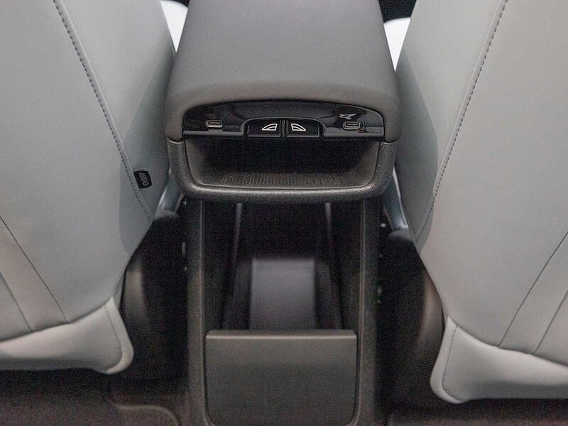 Volvo  Ultra, Single Motor Extended Range, 순수 전기