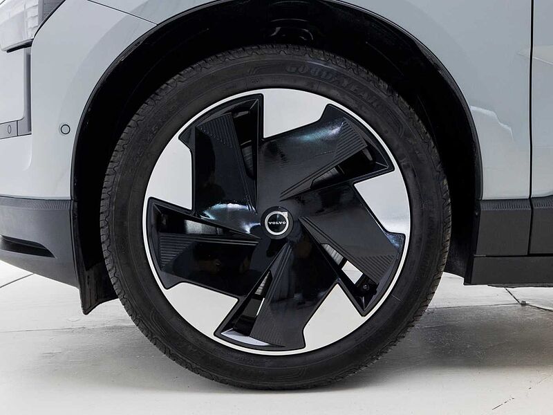 Volvo  Ultra, Single Motor Extended Range, 순수 전기