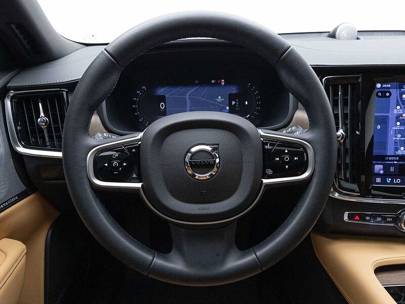 Volvo Ultra, B5 AWD 마일드 하이브리드, 가솔린, 브라이트