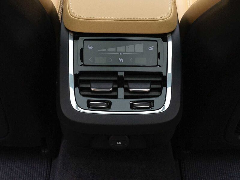 Volvo Ultra, B5 AWD 마일드 하이브리드, 가솔린, 브라이트