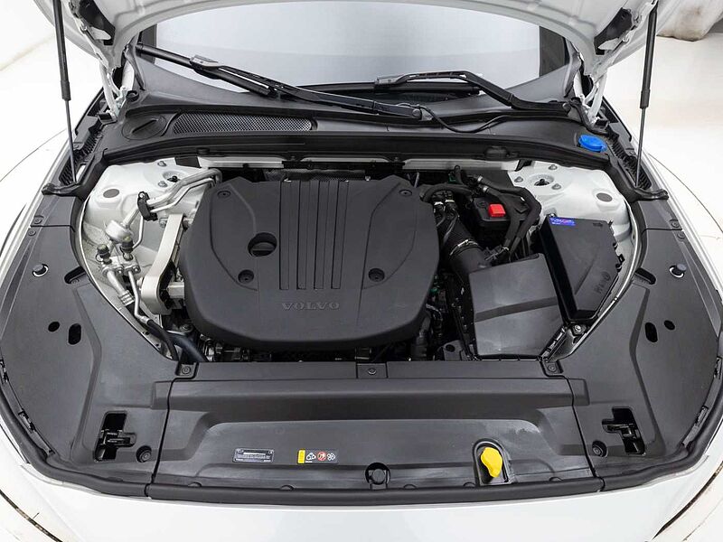Volvo Ultra, B5 AWD 마일드 하이브리드, 가솔린, 브라이트