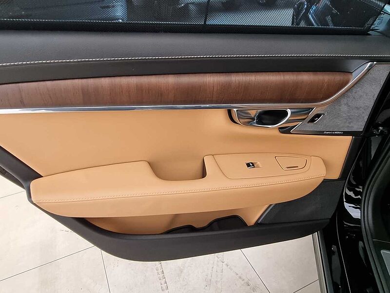 Volvo  T8 AWD INS