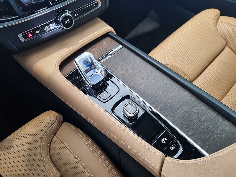 Volvo  B5 얼티메이트 브라이트