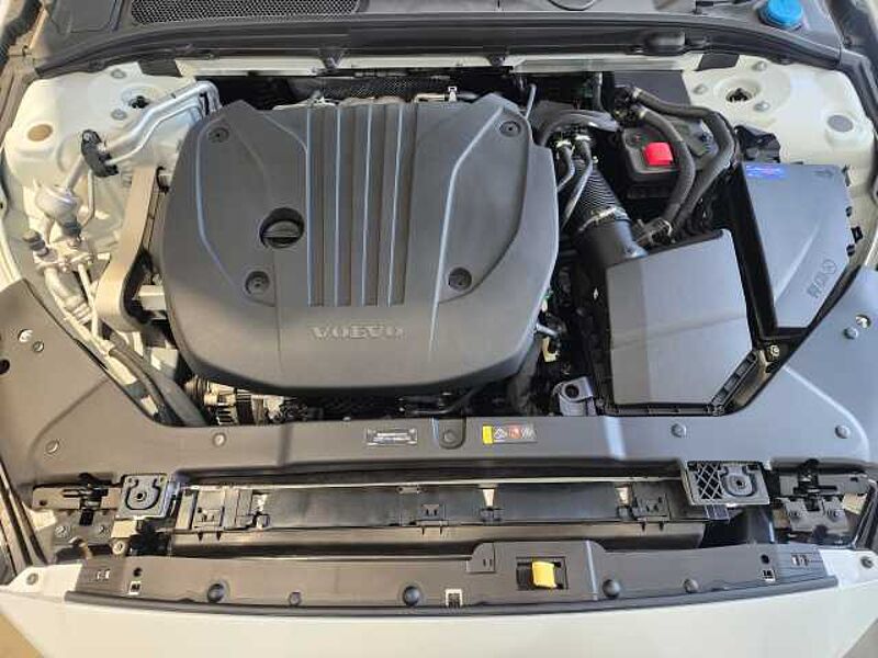 Volvo  Cross Country B5 AWD 프로