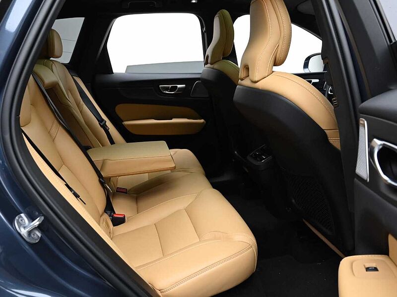 Volvo  Ultimate, B5 AWD 마일드 하이브리드, 가솔린, 브라이트
