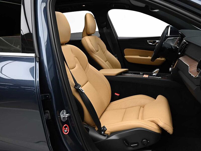 Volvo  Ultimate, B5 AWD 마일드 하이브리드, 가솔린, 브라이트