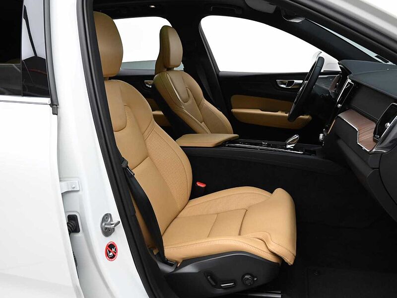 Volvo  Ultimate, B5 AWD 마일드 하이브리드, 가솔린, 브라이트
