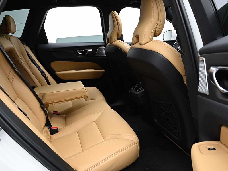Volvo  Ultimate, B5 AWD 마일드 하이브리드, 가솔린, 브라이트