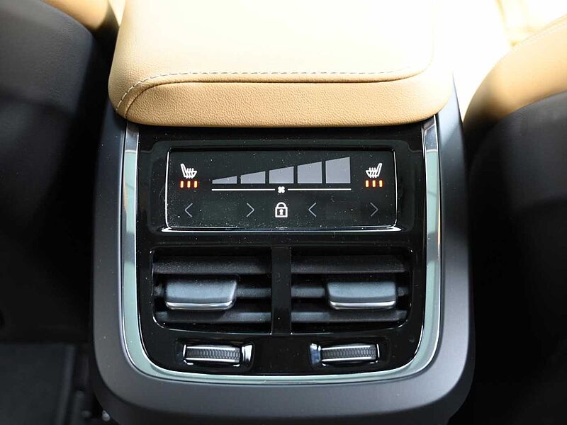 Volvo  Ultimate, B5 AWD 마일드 하이브리드, 가솔린, 브라이트