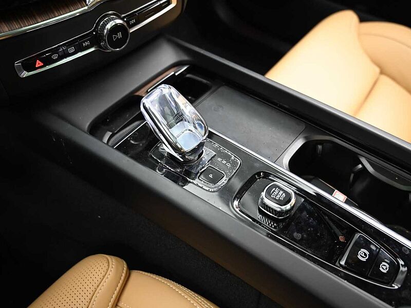 Volvo  Ultimate, B5 AWD 마일드 하이브리드, 가솔린, 브라이트