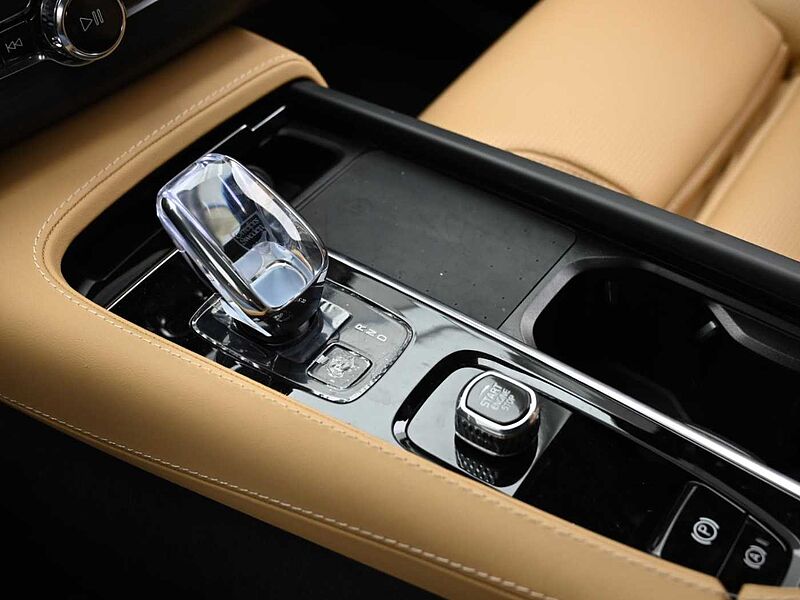 Volvo  Ultimate, B6 AWD 마일드 하이브리드, 가솔린, 브라이트, 7 좌석