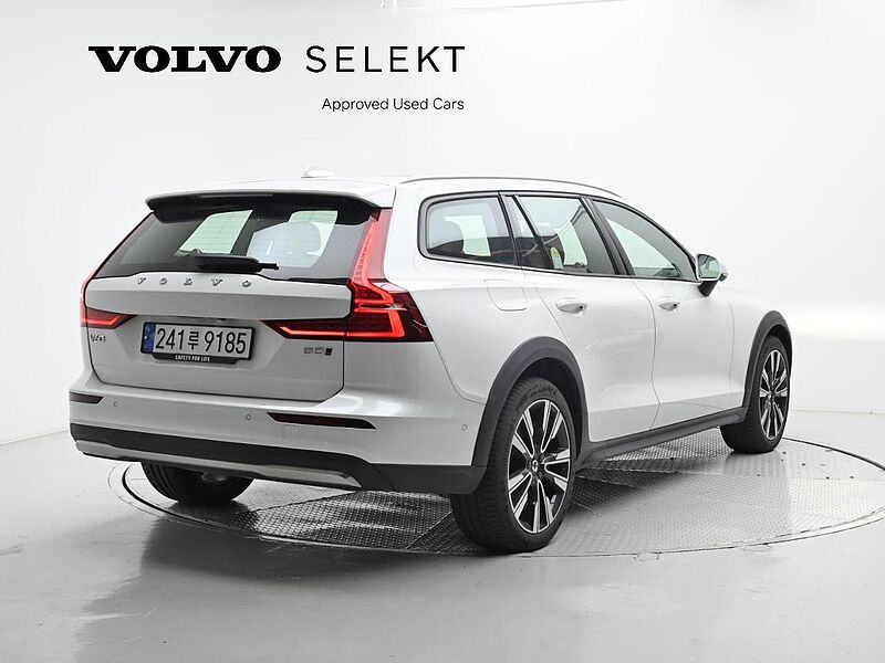 Volvo  Ultimate, B5 AWD 마일드 하이브리드, 가솔린, 브라이트