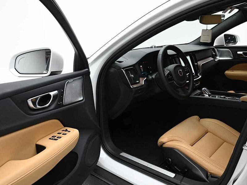 Volvo  Ultimate, B5 AWD 마일드 하이브리드, 가솔린, 브라이트
