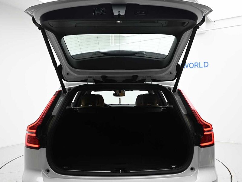 Volvo  Ultimate, B5 AWD 마일드 하이브리드, 가솔린, 브라이트