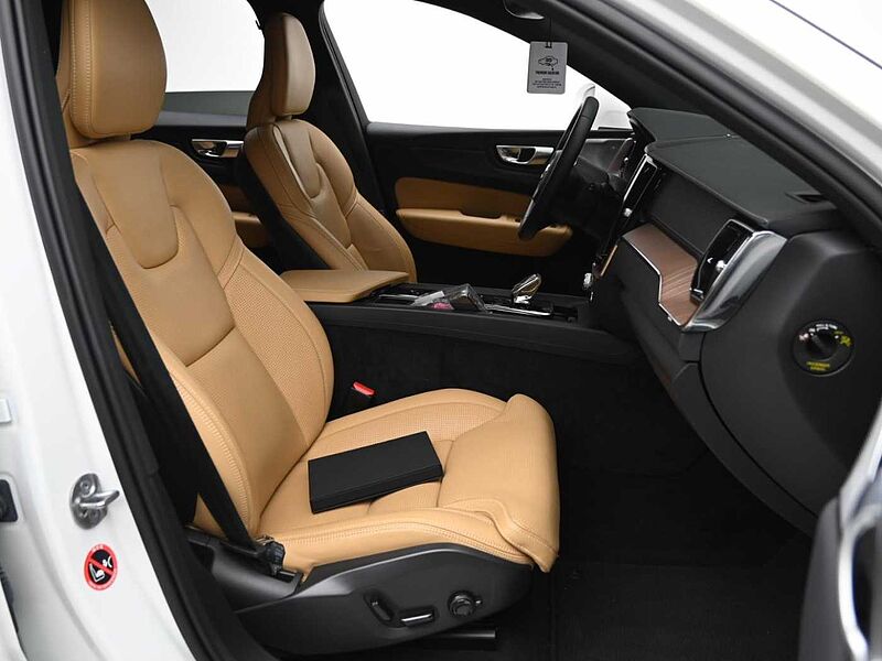 Volvo  Ultimate, B6 AWD 마일드 하이브리드, 가솔린, 브라이트