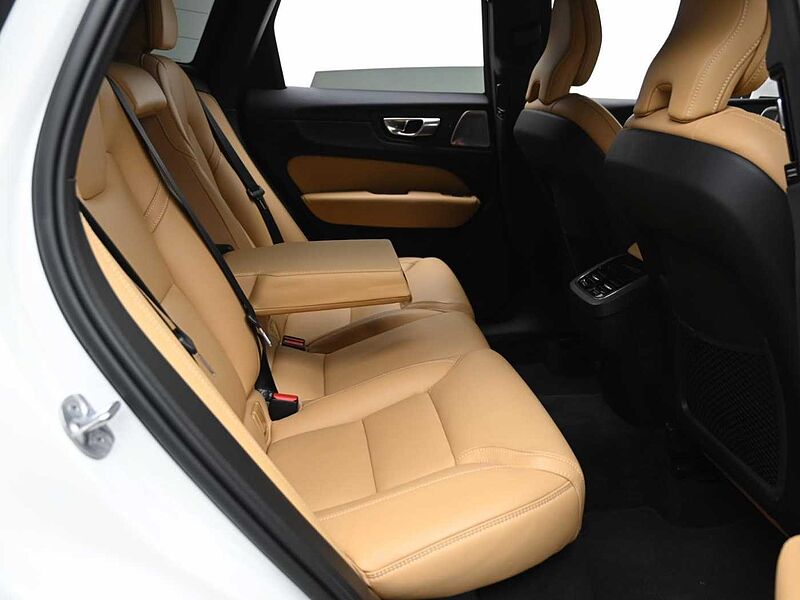 Volvo  Ultimate, B6 AWD 마일드 하이브리드, 가솔린, 브라이트