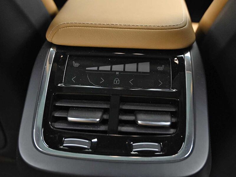 Volvo  Ultimate, B6 AWD 마일드 하이브리드, 가솔린, 브라이트