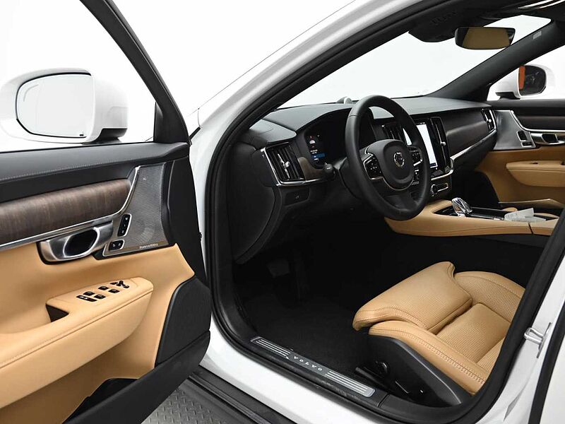 Volvo  Ultimate, B5 AWD 마일드 하이브리드, 가솔린, 브라이트