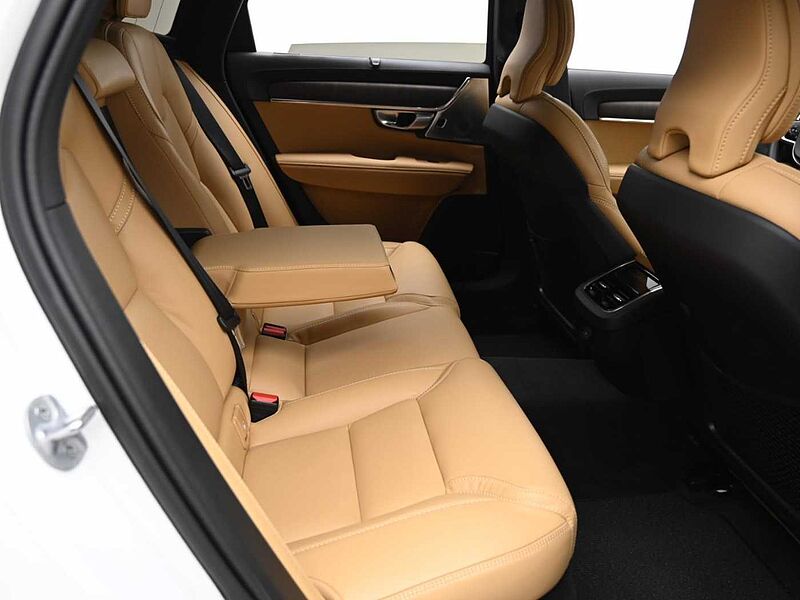 Volvo  Ultimate, B5 AWD 마일드 하이브리드, 가솔린, 브라이트