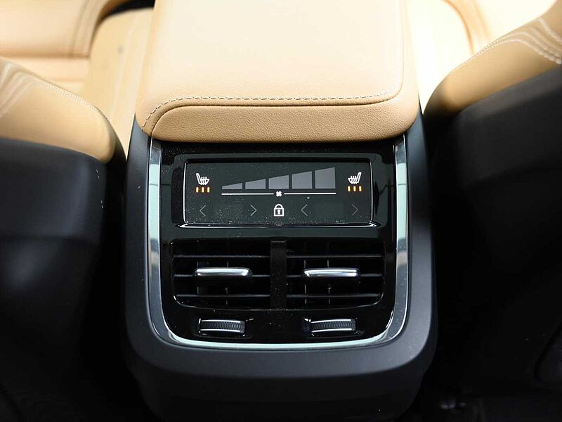 Volvo  Ultimate, B5 AWD 마일드 하이브리드, 가솔린, 브라이트