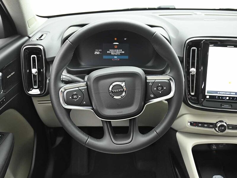 Volvo  Ultimate, B4 AWD 마일드 하이브리드, 가솔린, 브라이트