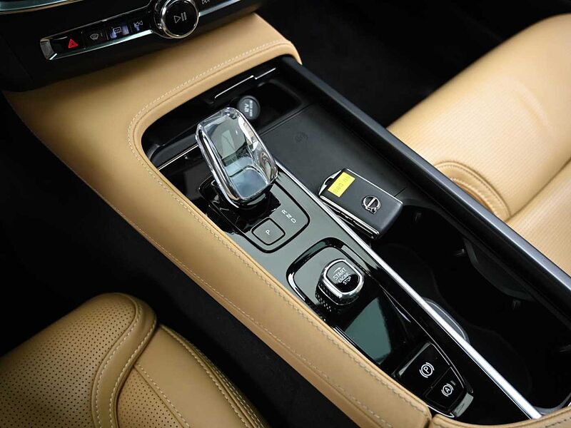 Volvo  Ultimate, B5 mild hybrid, 가솔린, Bright