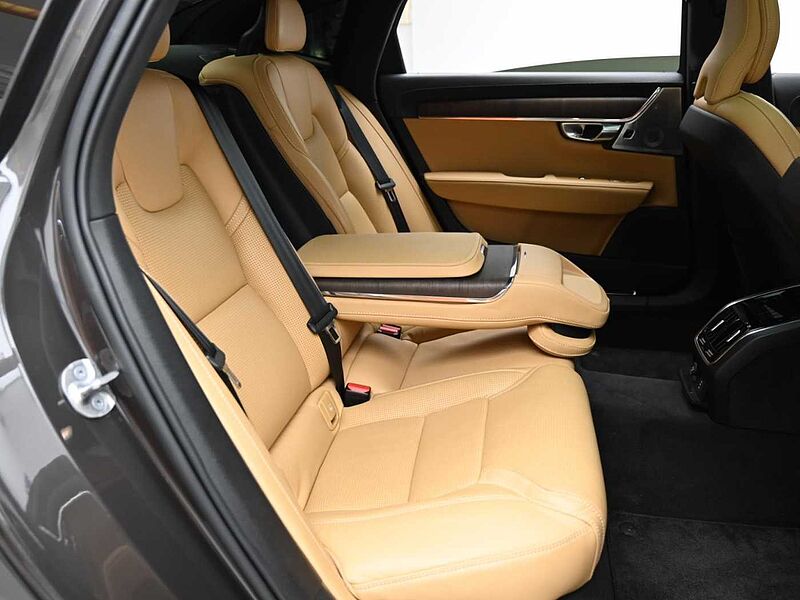 Volvo  Ultimate, B5 mild hybrid, 가솔린, Bright