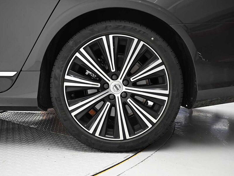 Volvo  Ultimate, B5 mild hybrid, 가솔린, Bright