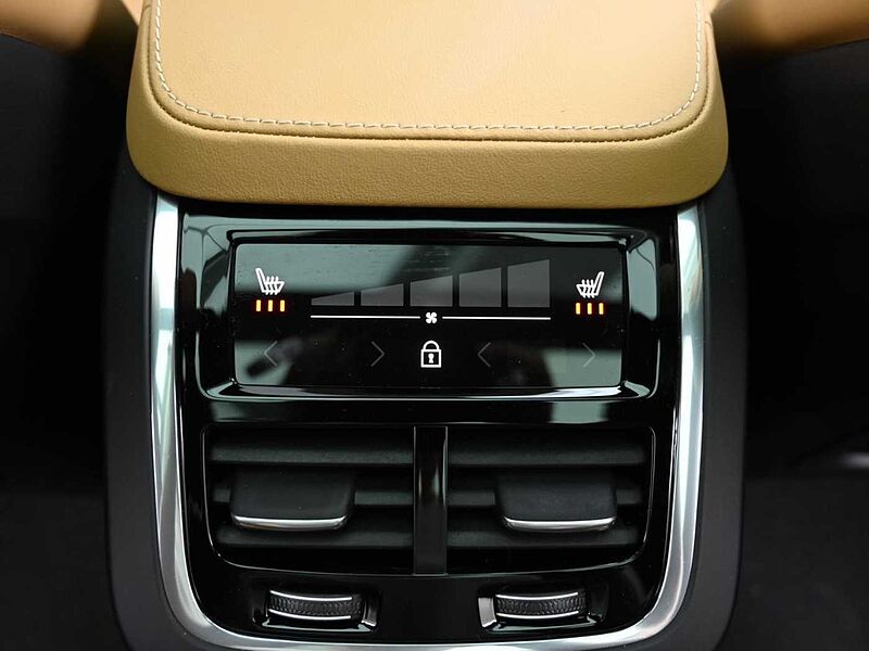 Volvo  Ultimate, B5 AWD 마일드 하이브리드, 가솔린, 브라이트