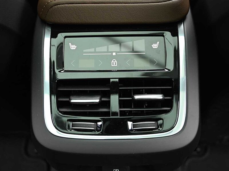 Volvo  Ultimate, B5 AWD 마일드 하이브리드, 가솔린, 브라이트