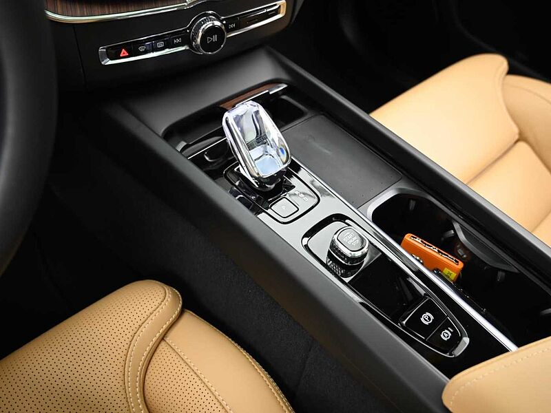 Volvo Ultra, B5 AWD 마일드 하이브리드, 가솔린, 브라이트