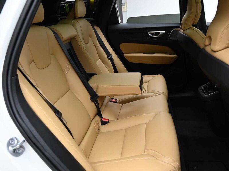 Volvo Ultra, B5 AWD 마일드 하이브리드, 가솔린, 브라이트