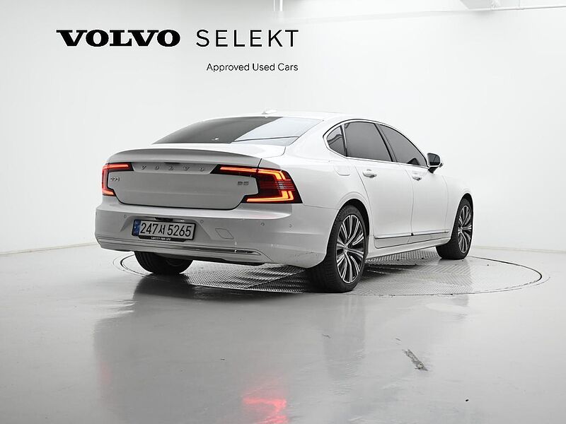Volvo Ultimate, B5 마일드 하이브리드, 가솔린, 브라이트