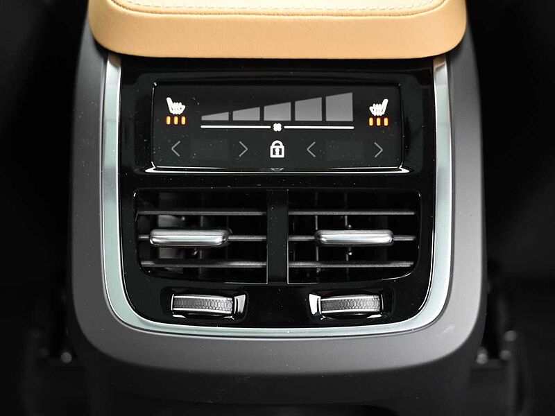 Volvo Recharge Ultimate, T8 AWD 플러그-인 하이브리드, 전기/가솔린, 브라이트, 7 좌석