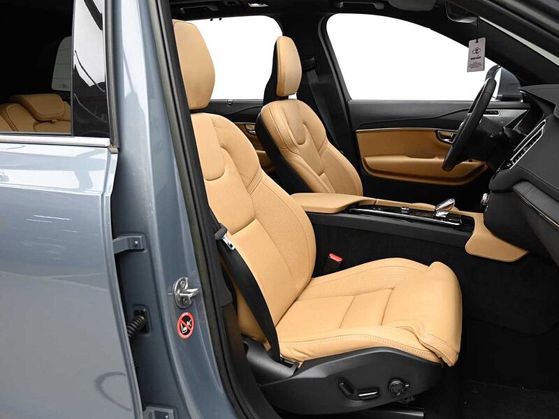 Volvo Ultimate, B6 AWD mild hybrid, 가솔린, Bright, 7 좌석