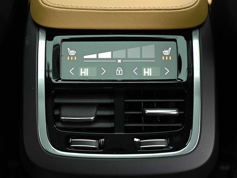 Volvo Ultimate, B6 AWD mild hybrid, 가솔린, Bright, 7 좌석