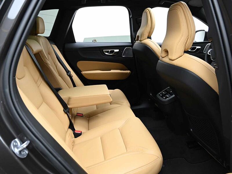 Volvo  Ultra, B5 AWD 마일드 하이브리드, 가솔린, 브라이트