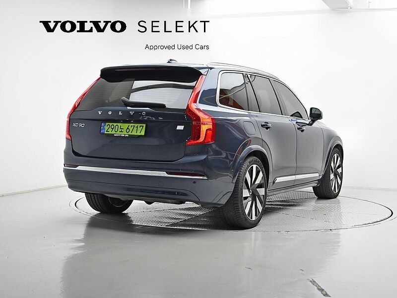 Volvo  Recharge Ultimate, T8 AWD 플러그-인 하이브리드, 전기/가솔린, 브라이트, 7 좌석