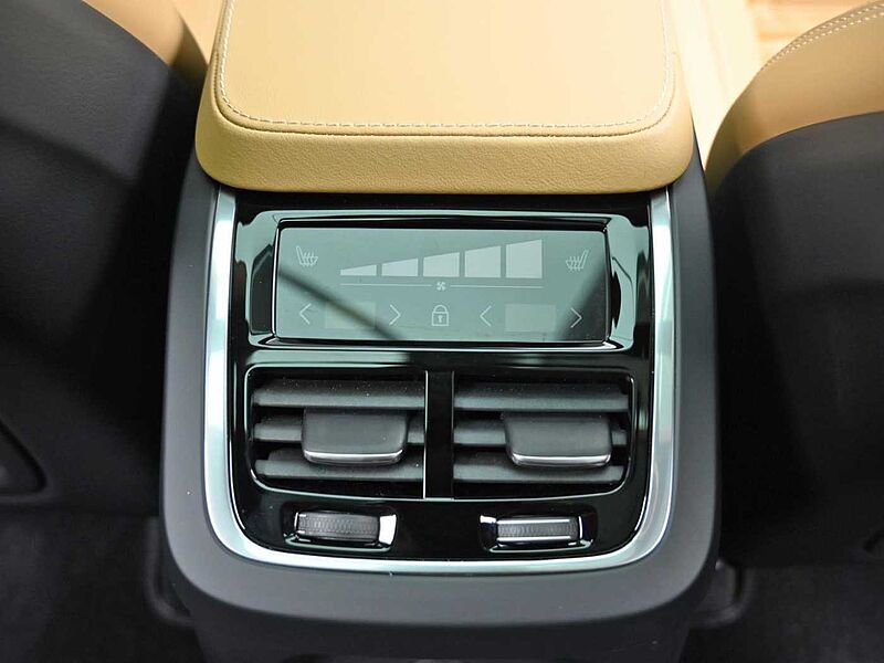 Volvo Recharge Ultimate, T8 AWD 플러그-인 하이브리드, 전기/가솔린, 브라이트, 7 좌석