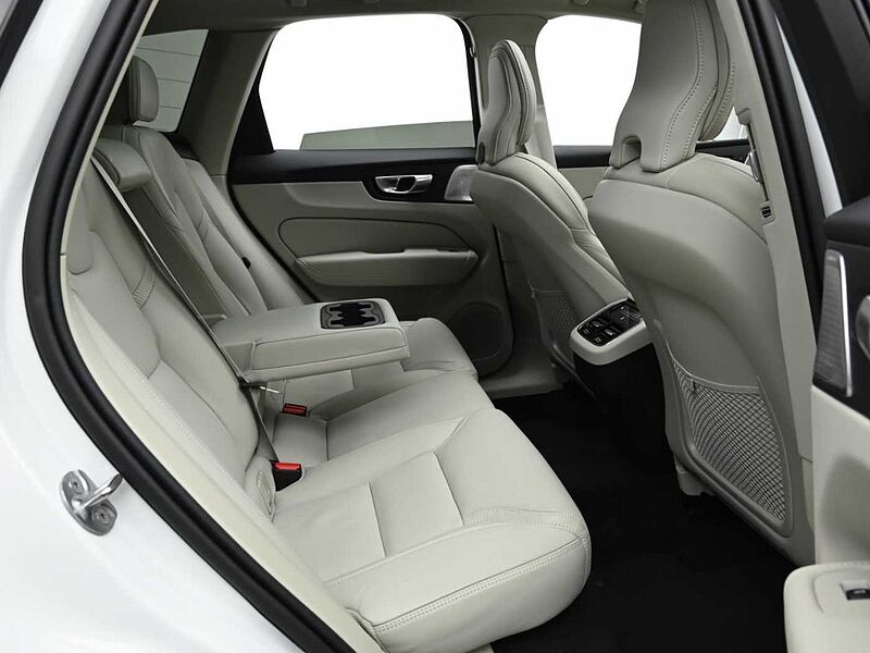 Volvo  Ultra, B5 AWD 마일드 하이브리드, 가솔린, 브라이트