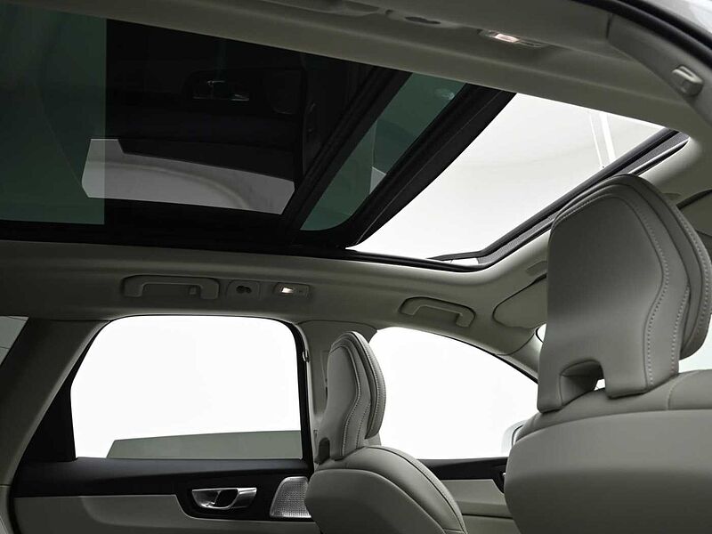 Volvo  Ultra, B5 AWD 마일드 하이브리드, 가솔린, 브라이트