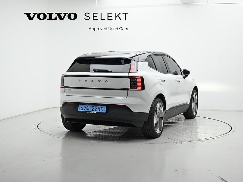 Volvo  Ultra, Single Motor Extended Range, 순수 전기