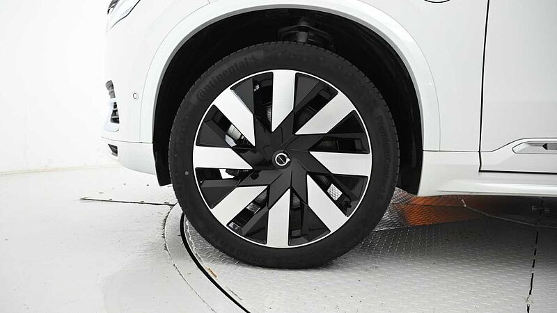 Volvo Recharge Ultimate, T8 AWD 플러그-인 하이브리드, 전기/가솔린, 브라이트, 7 좌석