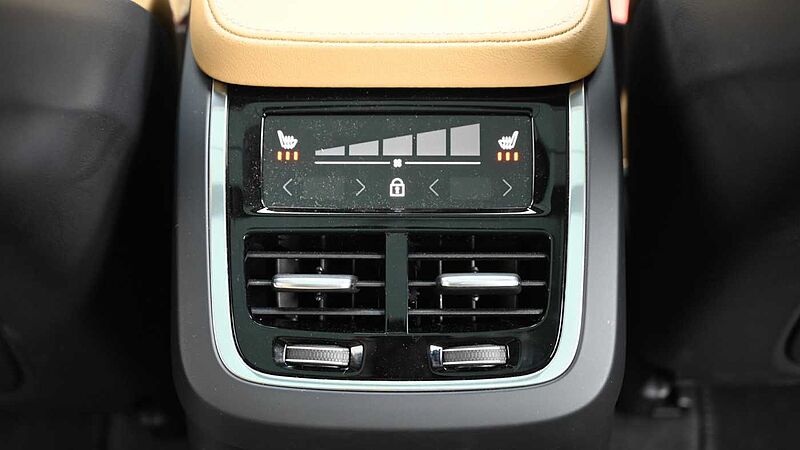 Volvo Recharge Ultimate, T8 AWD 플러그-인 하이브리드, 전기/가솔린, 브라이트, 7 좌석