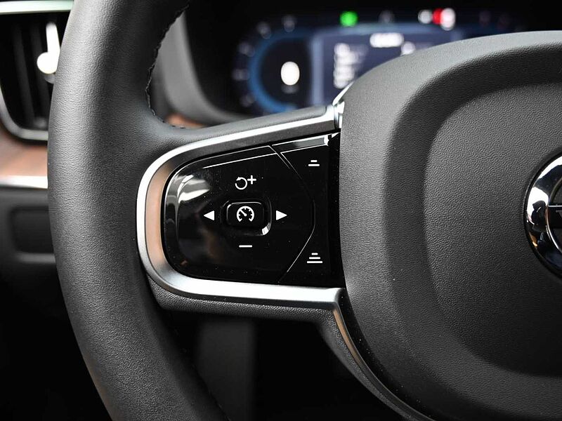 Volvo  Ultra, B5 AWD 마일드 하이브리드, 가솔린, 브라이트