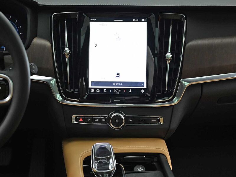 Volvo  Ultimate, B5 AWD 마일드 하이브리드, 가솔린, 브라이트